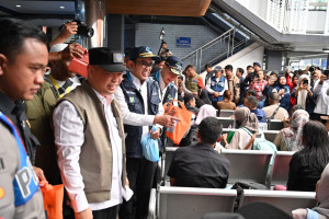 Ribuan Kendaraan  Dari Sumatera Bergerak ke Jawa,  Puncak Arus Balik di  Bakauheni-Merak Lancar 