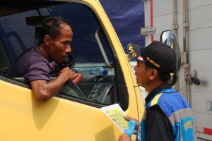 Kampanye Keselamatan Berkendara di Rest Area KM 6 Arah Jakarta