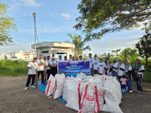 Peringati Hari Laut Sedunia, ASDP Bersihkan 13 Ton Sampah Laut dan Pesisir
