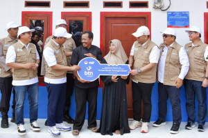 BTN dan PPATK  Perbaiki Rumah Tidak Layak Huni