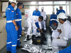 Hadapi Keadaan Darurat di Kapal, ASDP  Gelar Safety Meeting Kepada ABK Portlink II