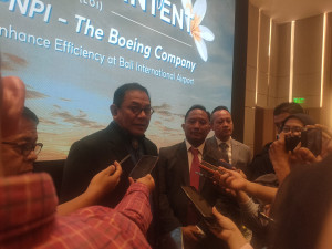 AirNav Indonesia dan Boeing Teken LoI Studi Optimasi Operasional Bandara  I Gusti Ngurah Rai